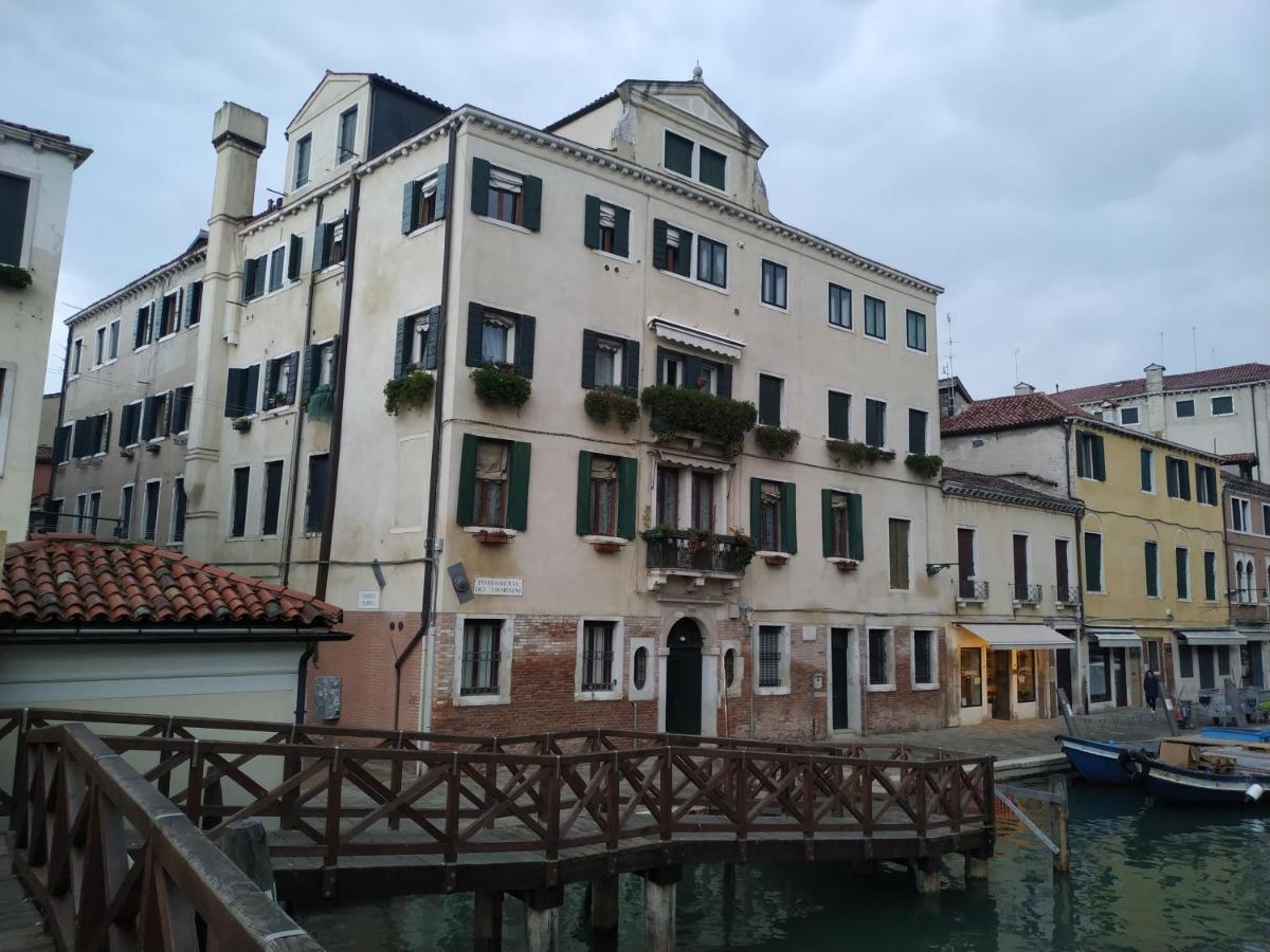 Guizzo Apartment Venezia Exterior photo